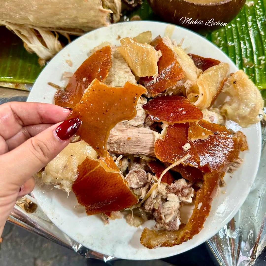 A plate of lechon per kilo with crispy skin
